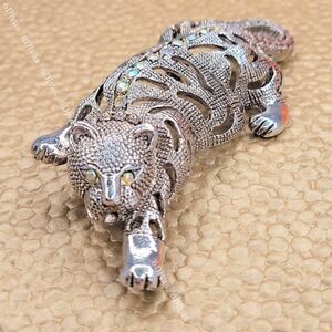 𝅺prowling PANTHER Brooch with Sparkling Fashion Rhinestones